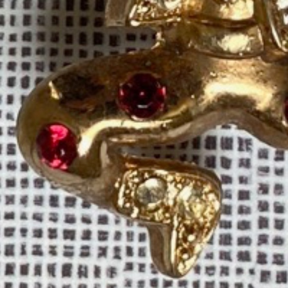 VTG Pair of Dancers Golden Scatter Pins (2) - Picture 2 of 6